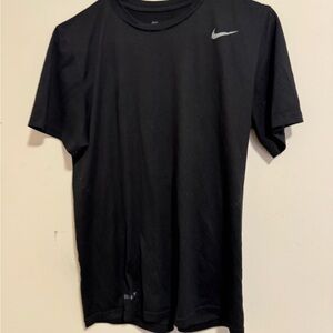 Nike Men's Black Short Sleeve Tee